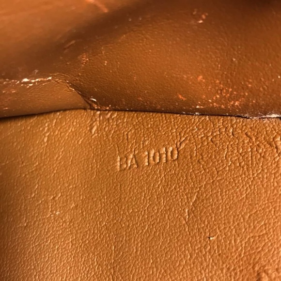 Authentic Louis Vuitton rare gold forsyth vernis - Picture 9 of 15